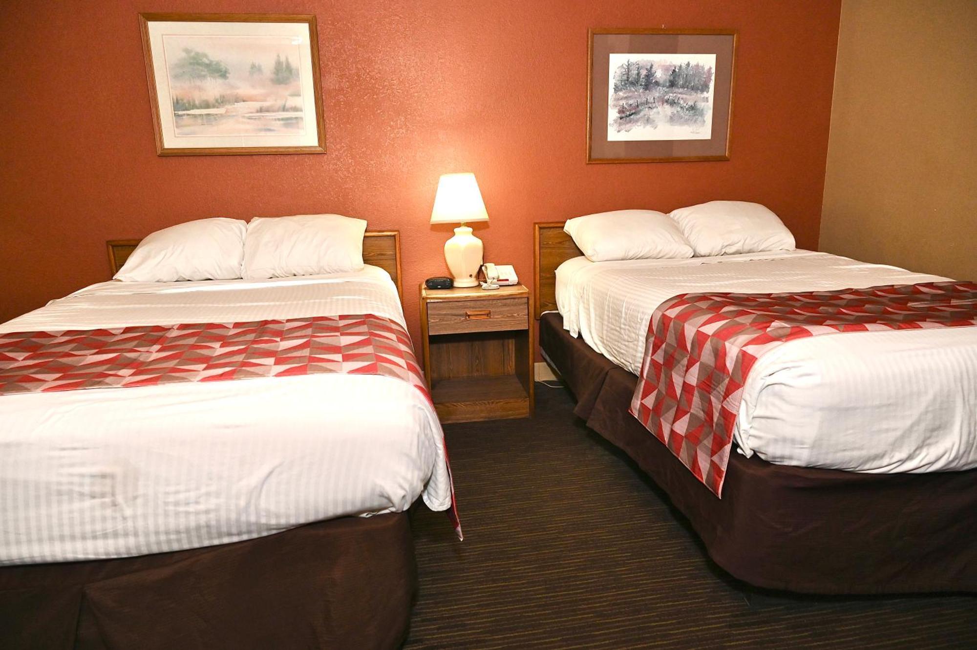 Fortune Inn&Suites Newport Extérieur photo